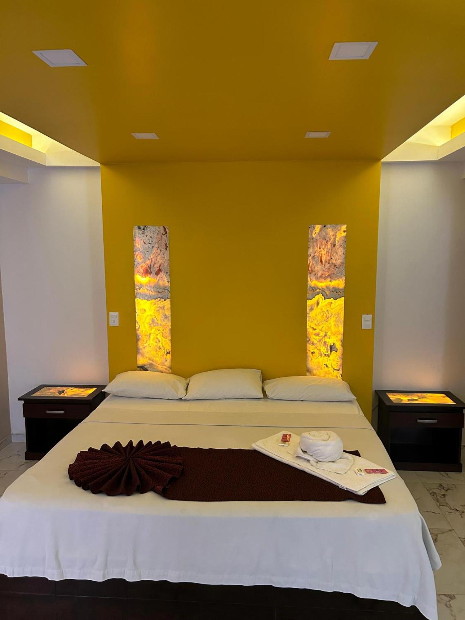 Framfor Inn Chetumal Exterior photo